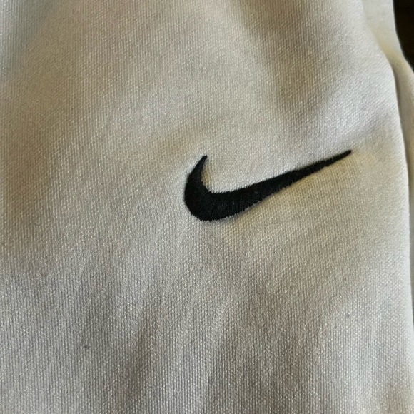 Nike White Sweatpants with Tapered Ankles - Picture 6 of 8